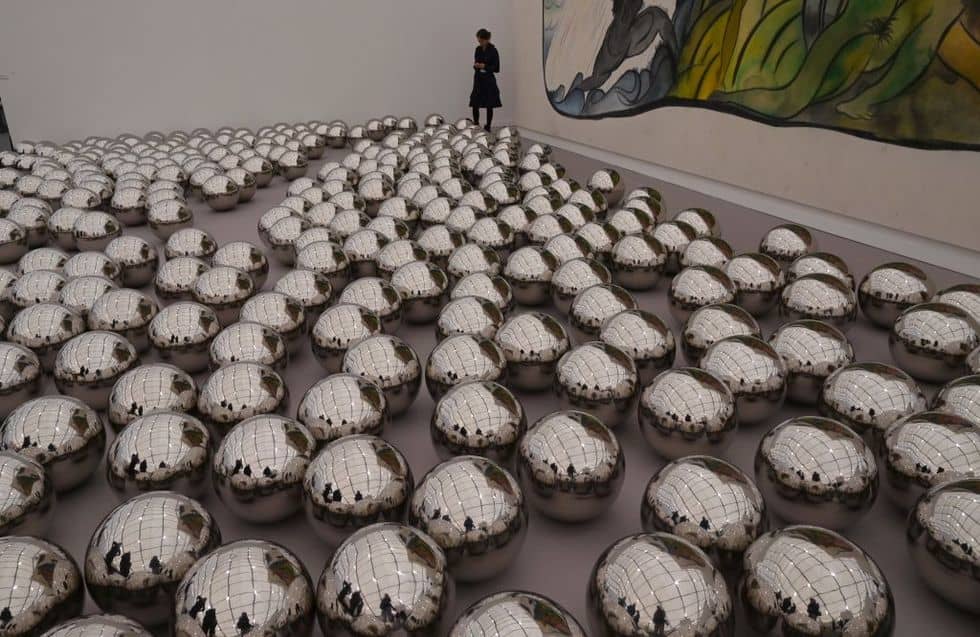 Yayoi Kusama: Espejos Infinitos, Emociones, Infinitas Instalaciones Artísticas
